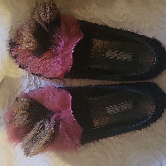 PRADA CHEVRE MONT Goat Hair EMBELLISHED BLACK AND STRAWBERRY-PINK LOAFERS SIZE 6 - Picture 8 of 12